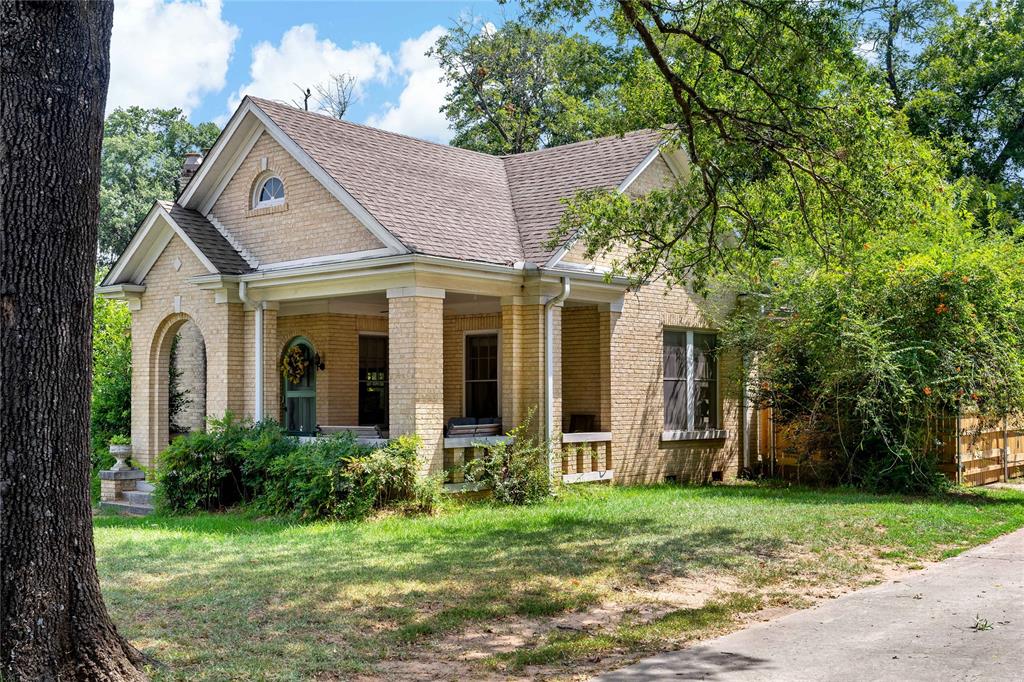 610 Fitzhugh Property Photo 5