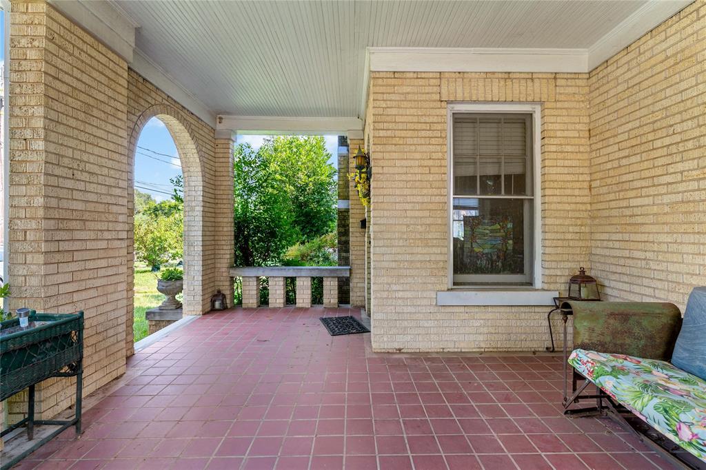 610 Fitzhugh Property Photo 9