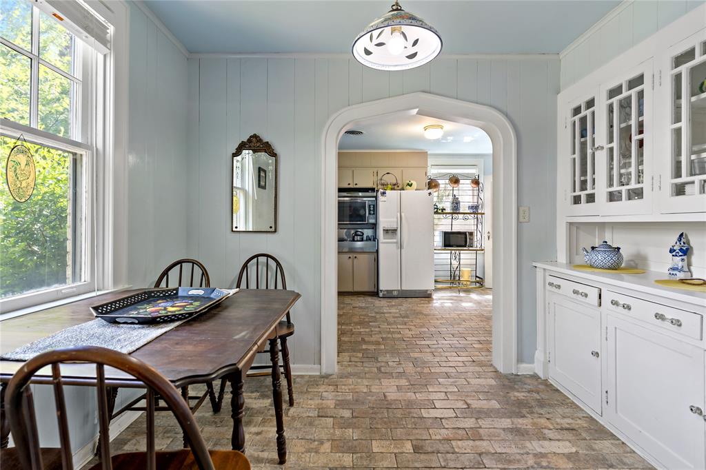610 Fitzhugh Property Photo 13
