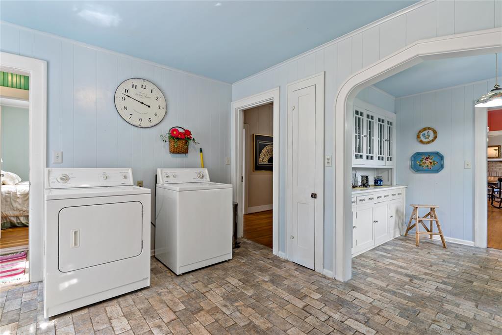 610 Fitzhugh Property Photo 15