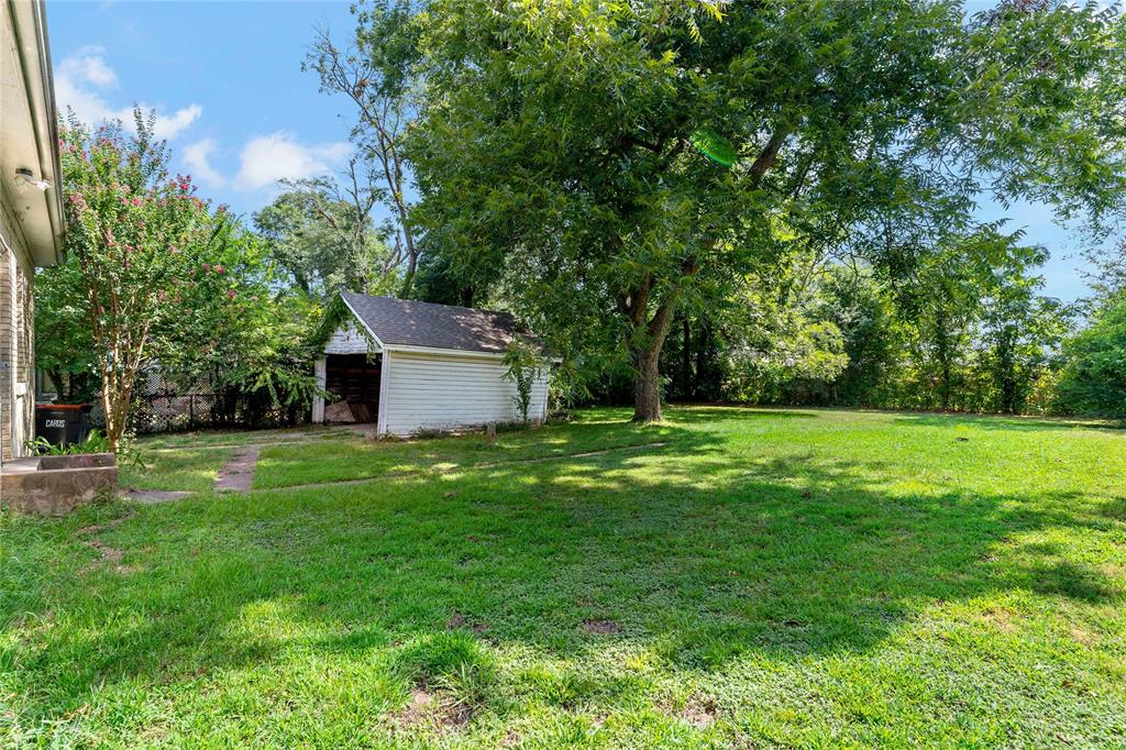 610 Fitzhugh Property Photo 26