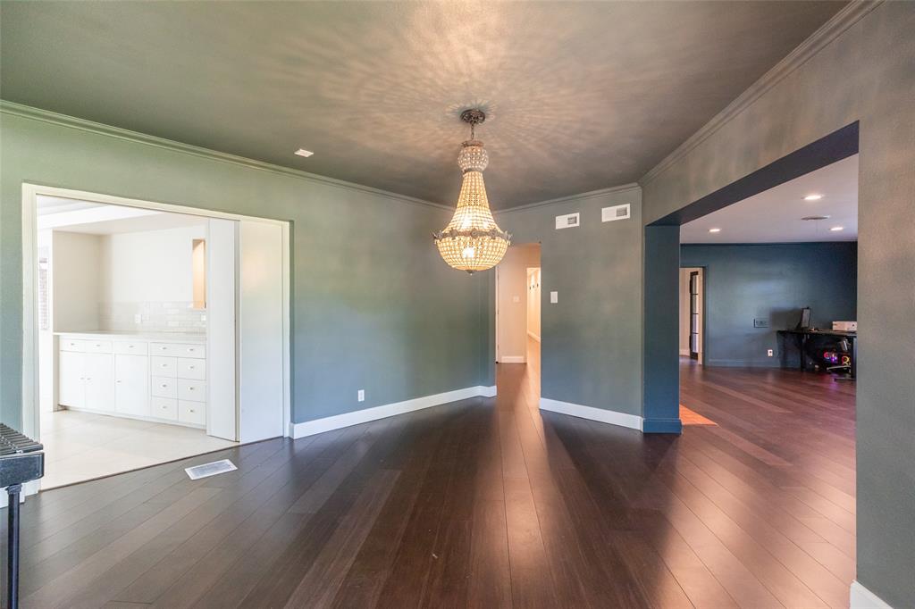 3765 Woodridge Drive Property Photo 11