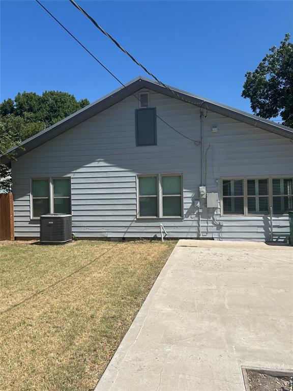 407 W Hamilton Street Property Photo 6