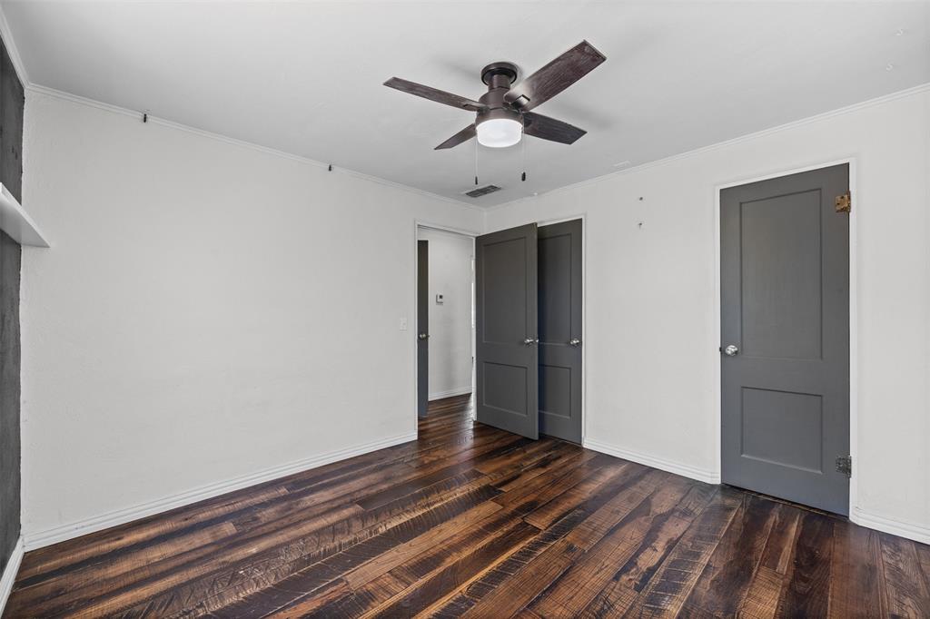 709 Hereford Street Property Photo 15