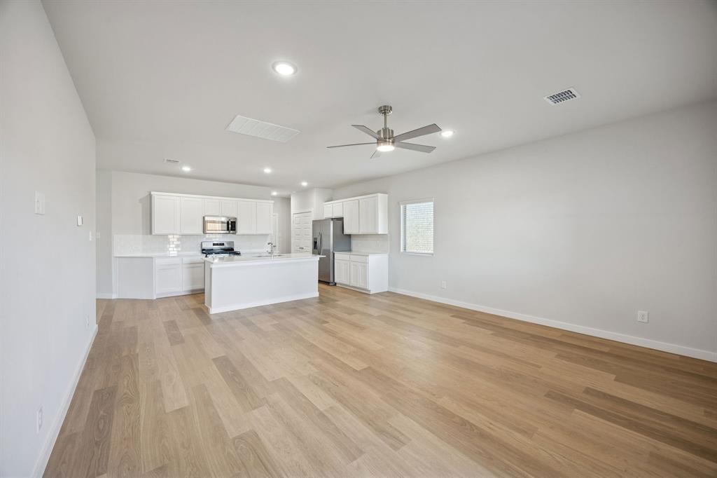 8340 Kingfisher Road Property Photo 13