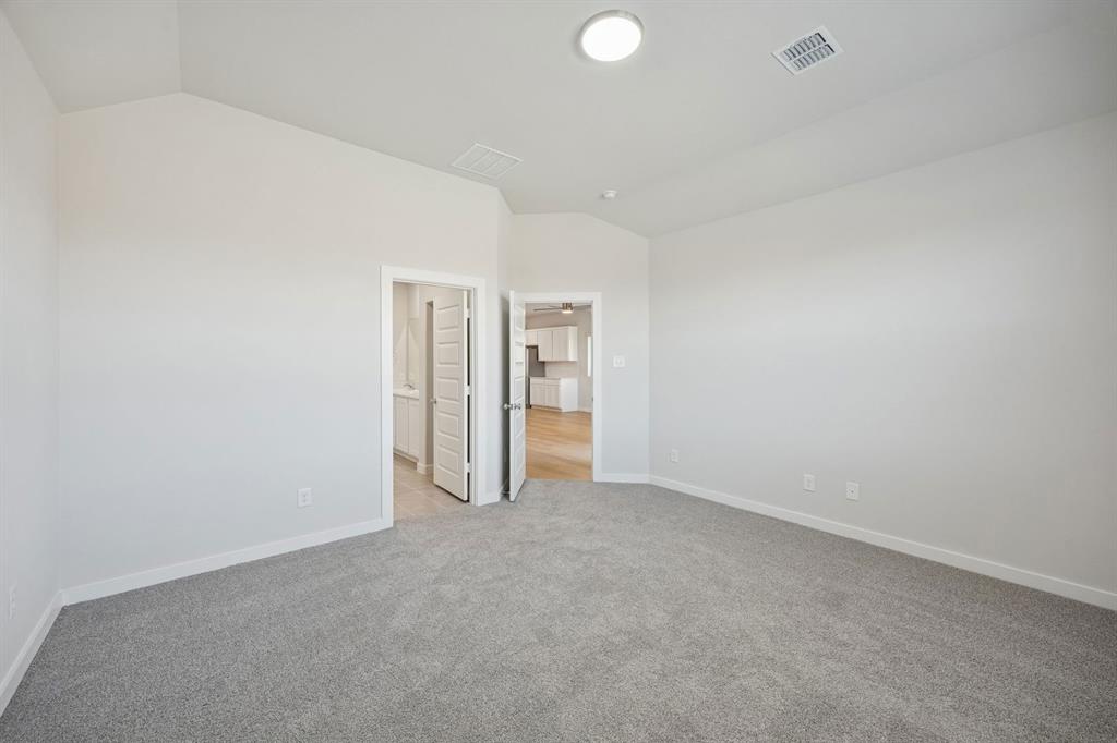 8340 Kingfisher Road Property Photo 18