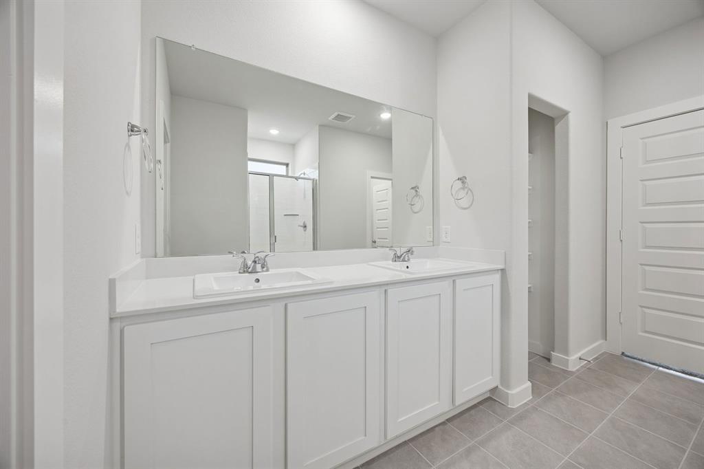 8340 Kingfisher Road Property Photo 21