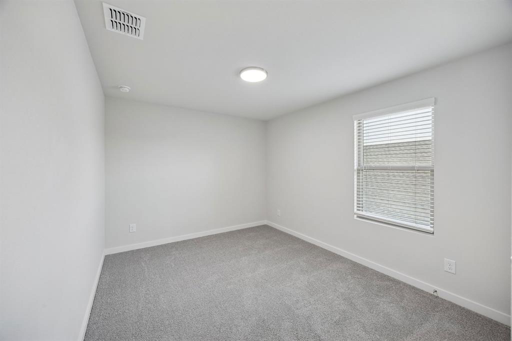 8340 Kingfisher Road Property Photo 26