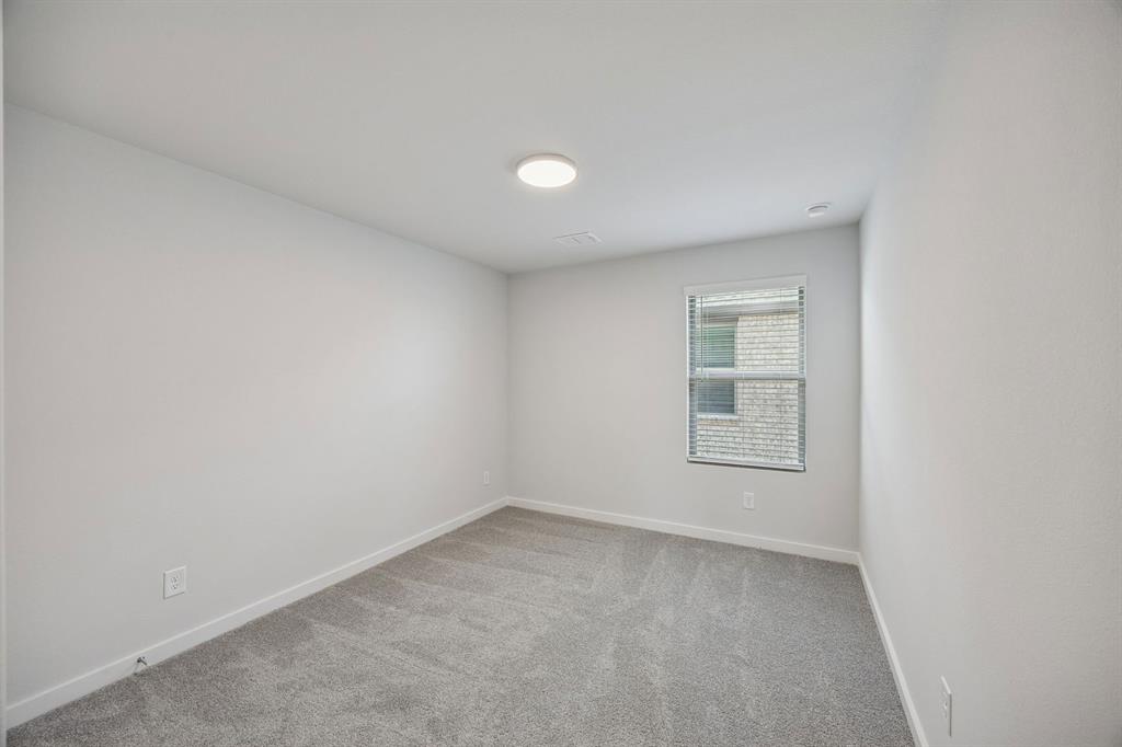8340 Kingfisher Road Property Photo 27