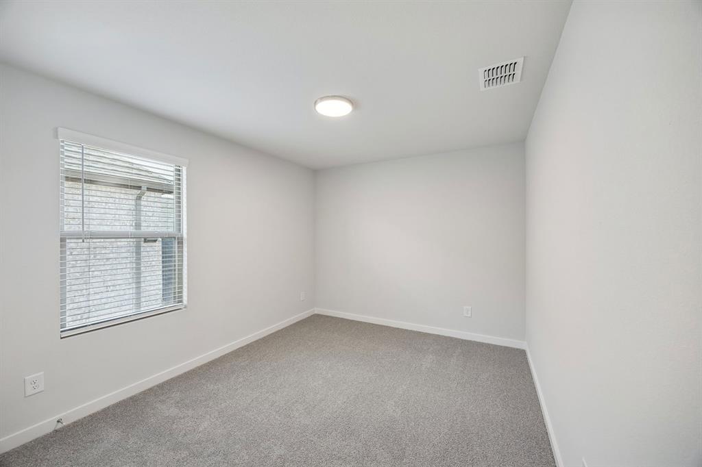 8340 Kingfisher Road Property Photo 28