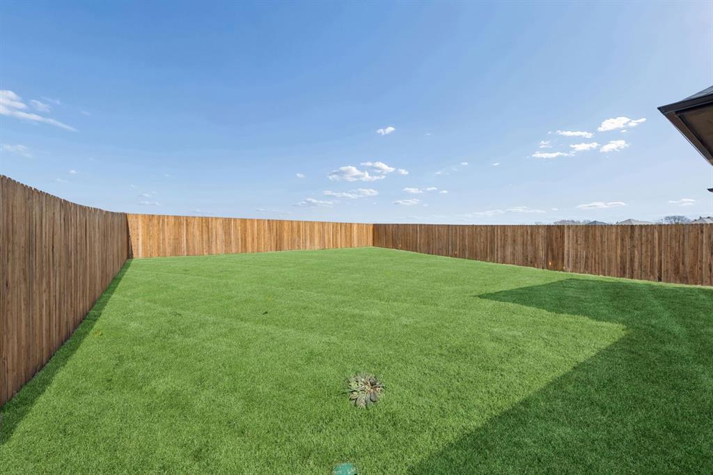 8340 Kingfisher Road Property Photo 34