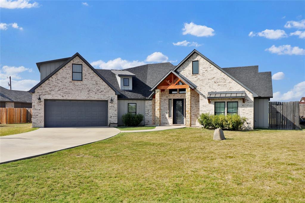 8023 Pennington Property Photo 1