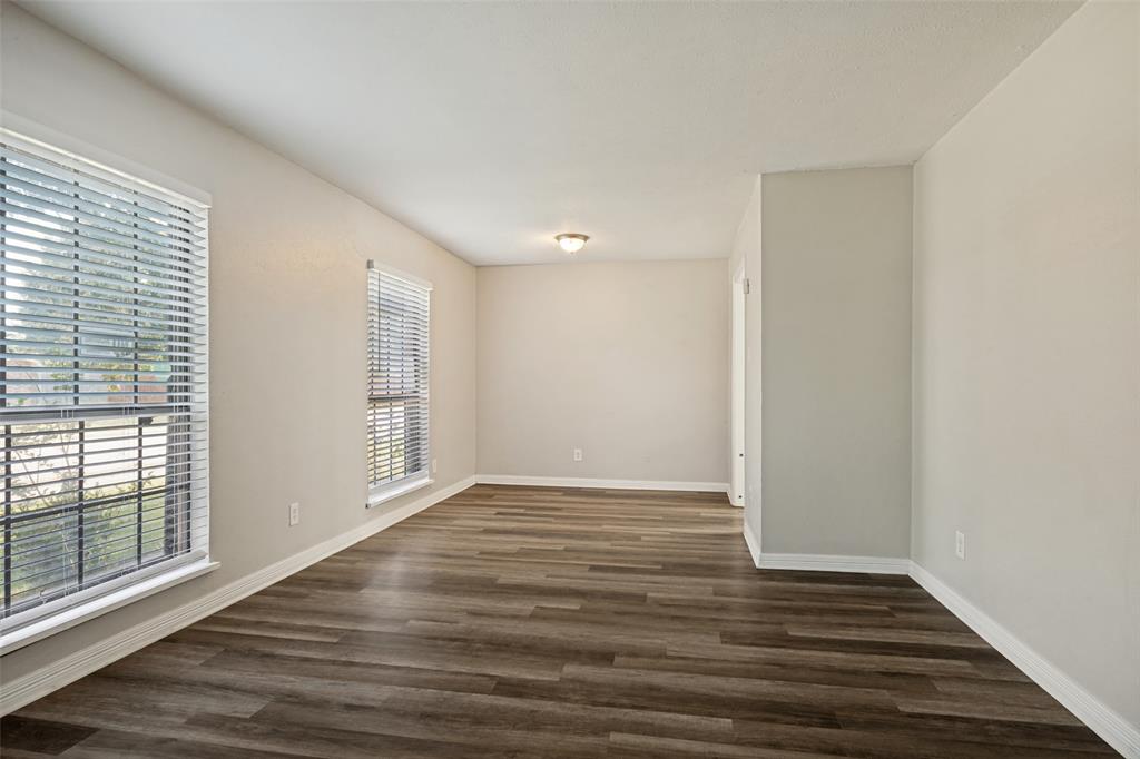 8914 Vernon Drive Property Photo 5