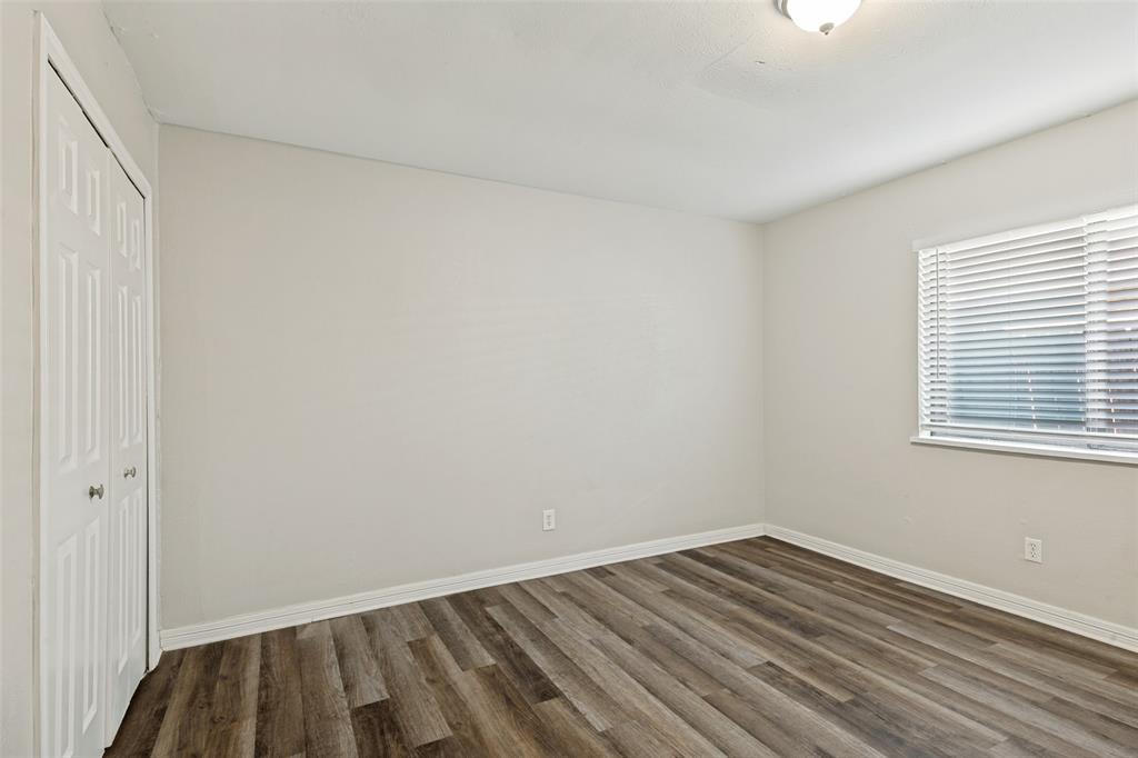 8914 Vernon Drive Property Photo 7
