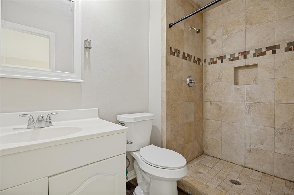 8914 Vernon Drive Property Photo 10