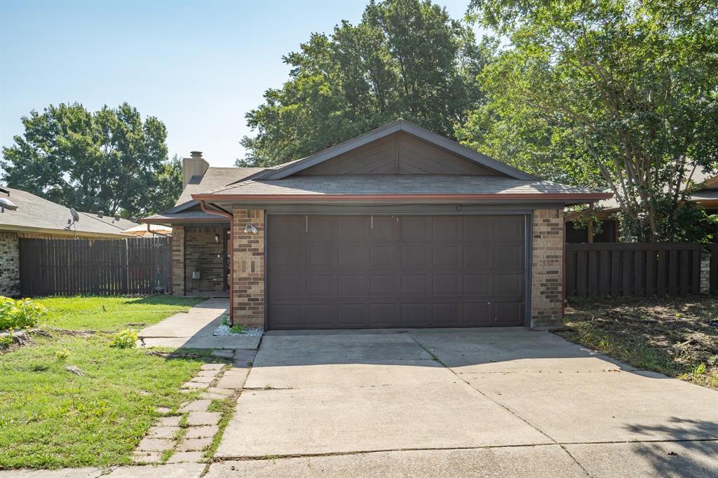 5106 Lakeridge Court Property Photo 5