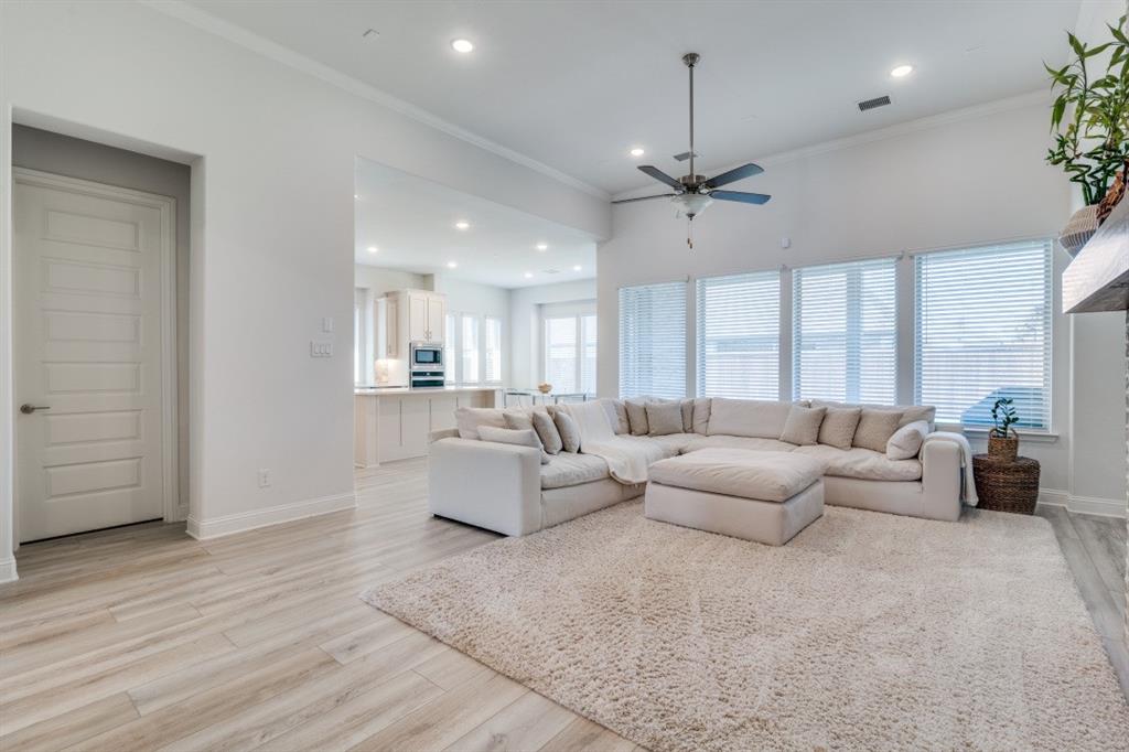1721 Gem Drive Property Photo 8