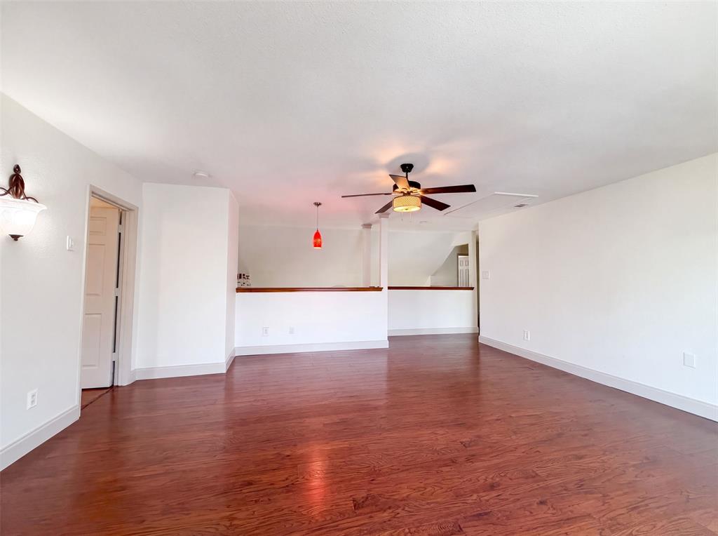 6315 Meadow Glen Drive Property Photo 9