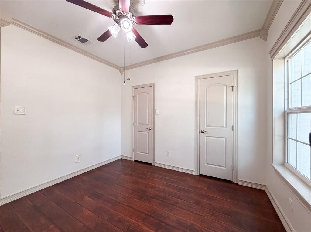 6315 Meadow Glen Drive Property Photo 10
