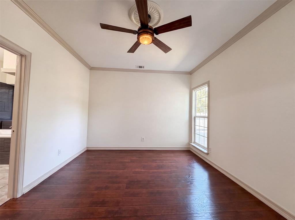 6315 Meadow Glen Drive Property Photo 11