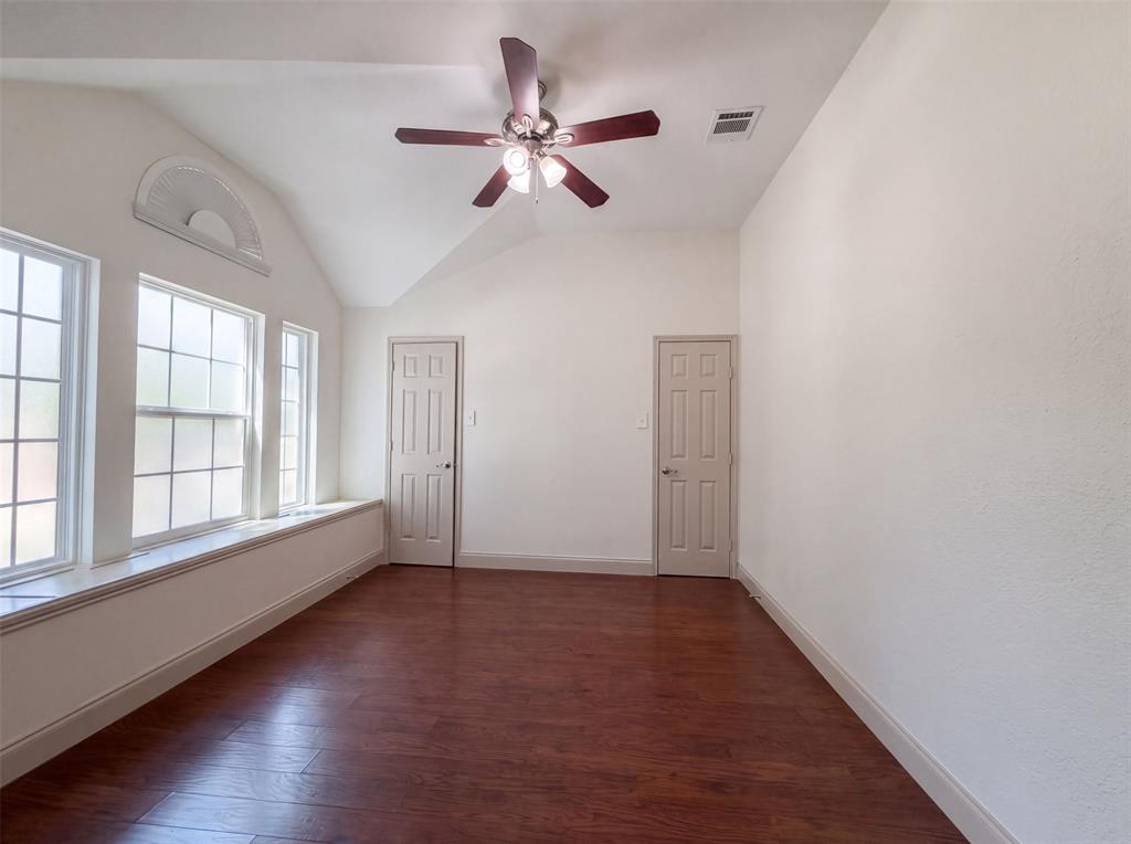 6315 Meadow Glen Drive Property Photo 13