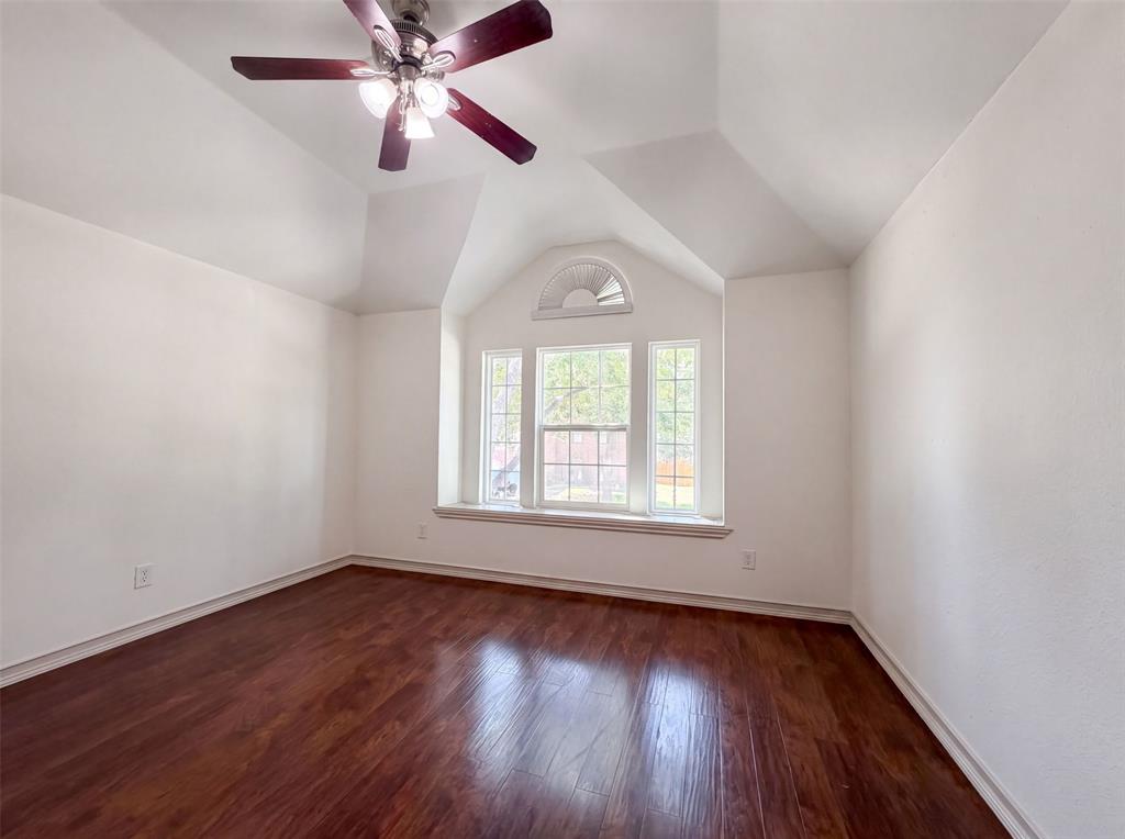 6315 Meadow Glen Drive Property Photo 15