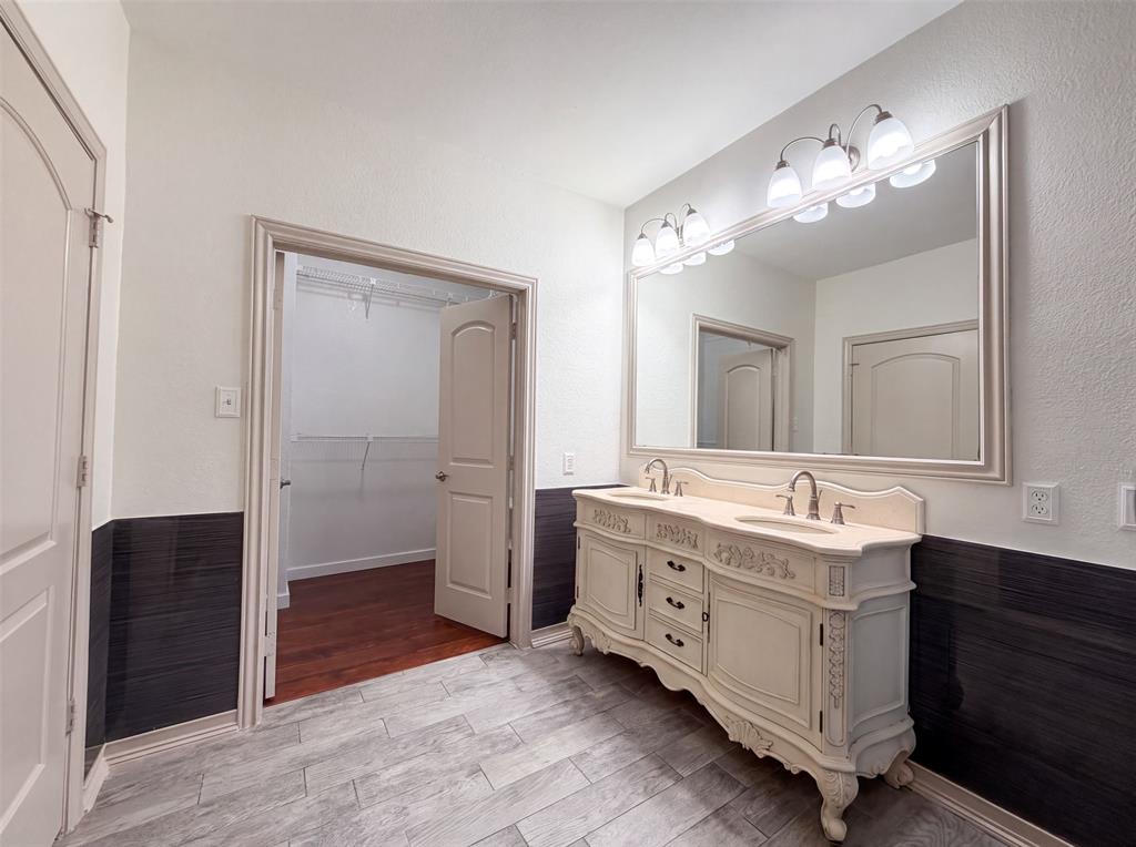 6315 Meadow Glen Drive Property Photo 19