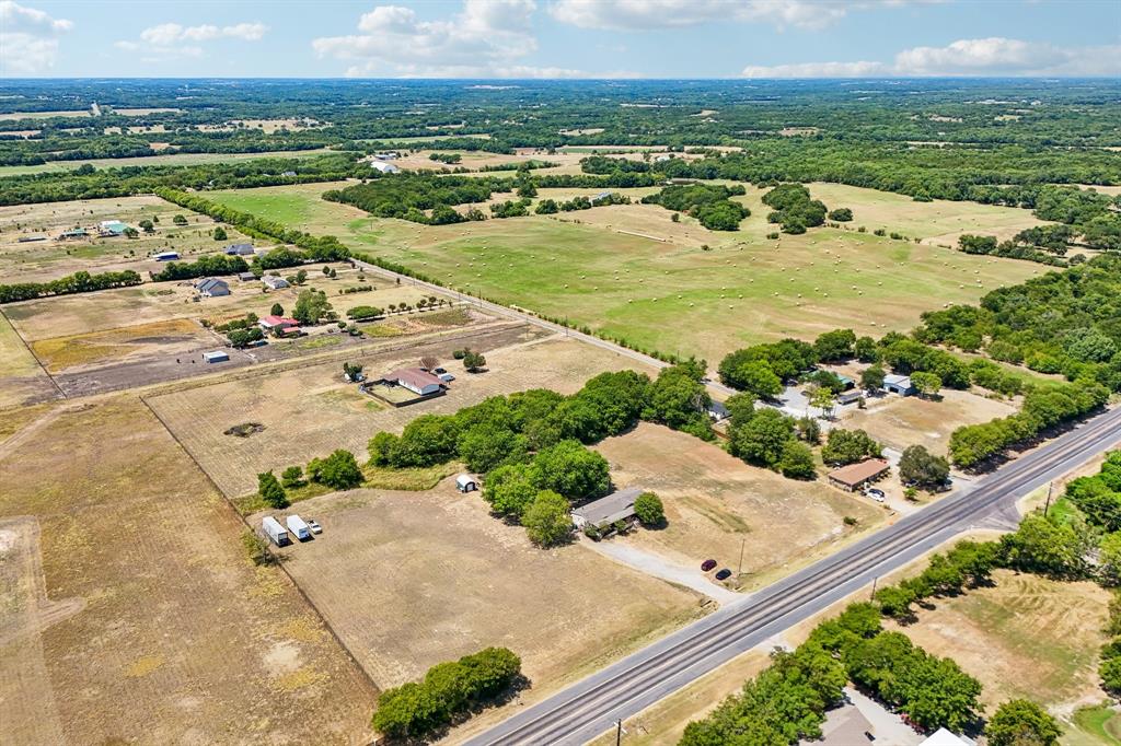 5433 State Highway 160 Property Photo 8