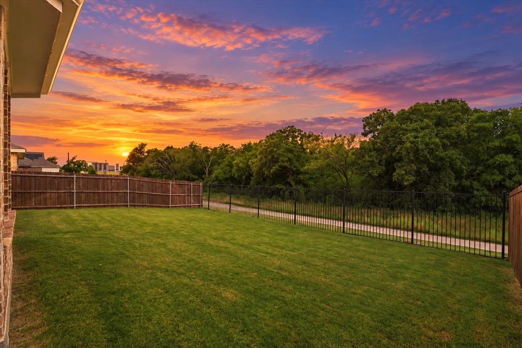 3728 Maroon Creek Road Property Photo 4