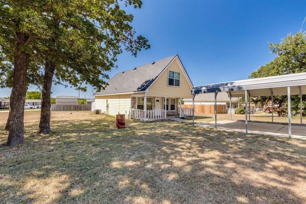 11001 Shady Oaks Drive Property Photo 1