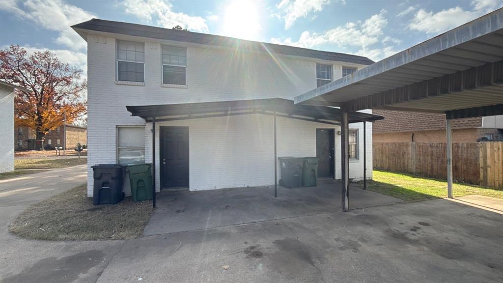 1907 Nolen Court Property Photo 4