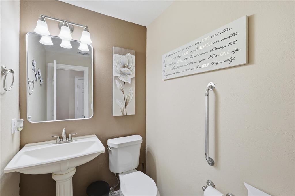 1014 Timbercreek Drive Property Photo 24