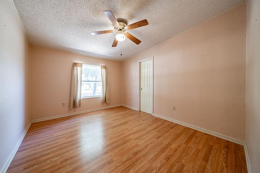 9545 Farm Road 1226 Property Photo 6