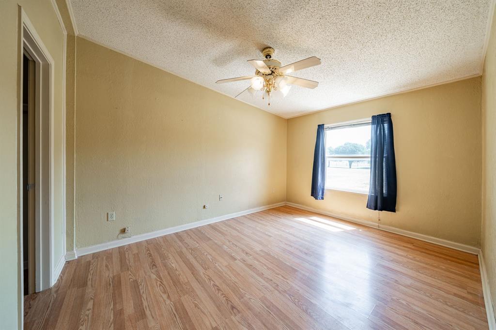 9545 Farm Road 1226 Property Photo 7