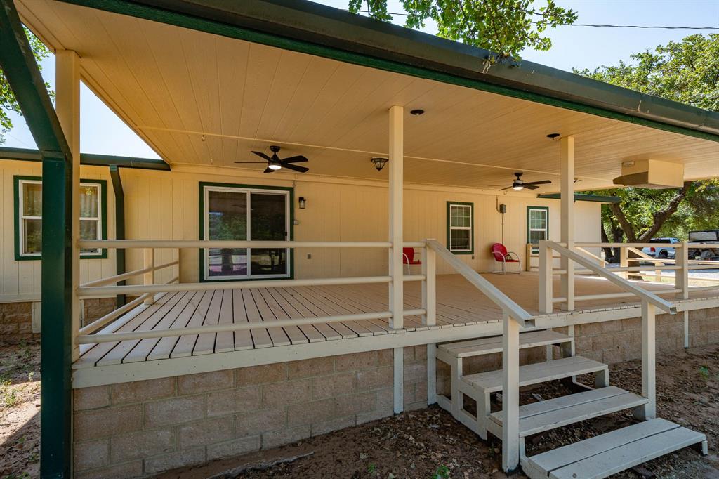 9545 Farm Road 1226 Property Photo 13