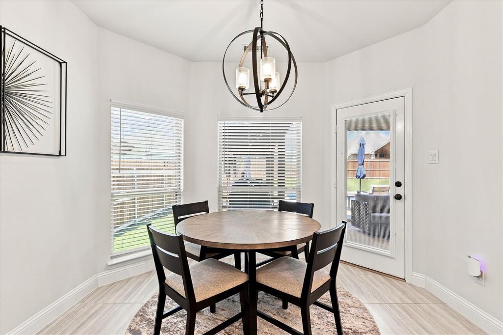 1863 Silver Birch Road Property Photo 8