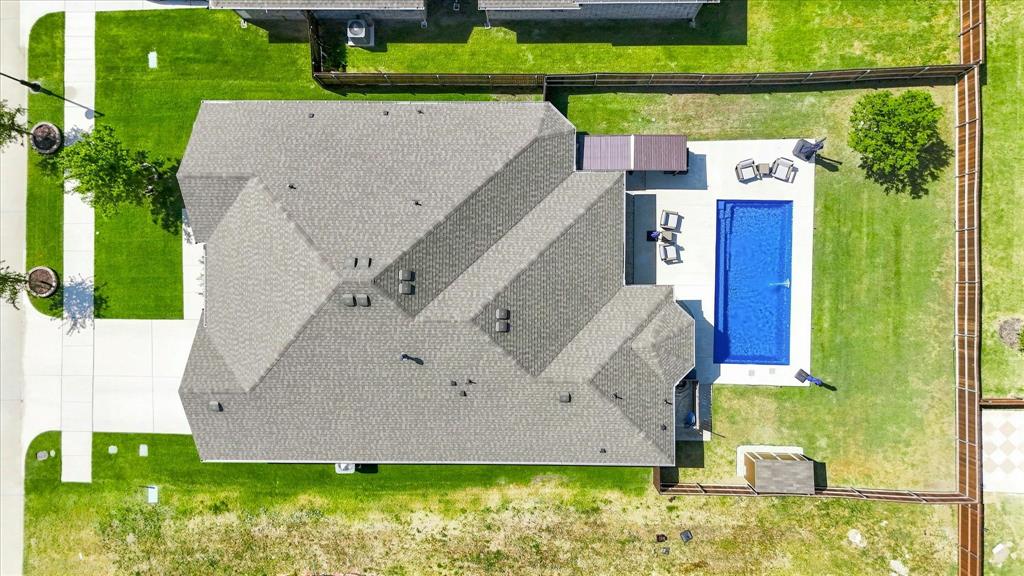 1863 Silver Birch Road Property Photo 34