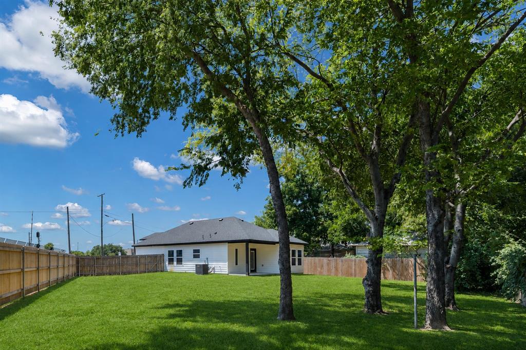 2749 Bethurum Avenue Property Photo 4