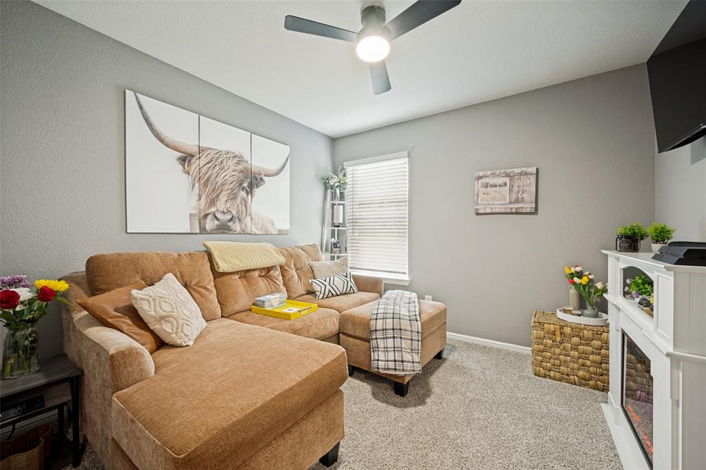 5529 Legends Way Property Photo 6
