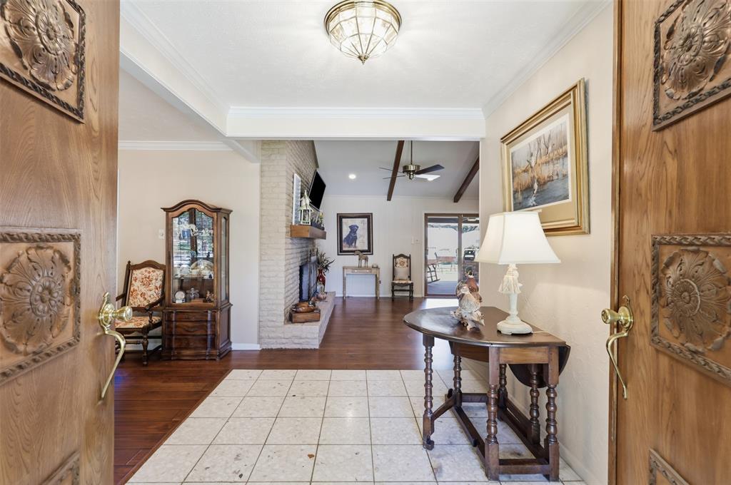 2308 Briarwood Boulevard Property Photo 8