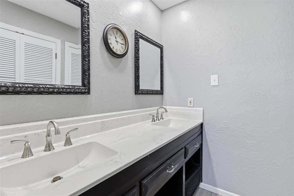 2308 Briarwood Boulevard Property Photo 26