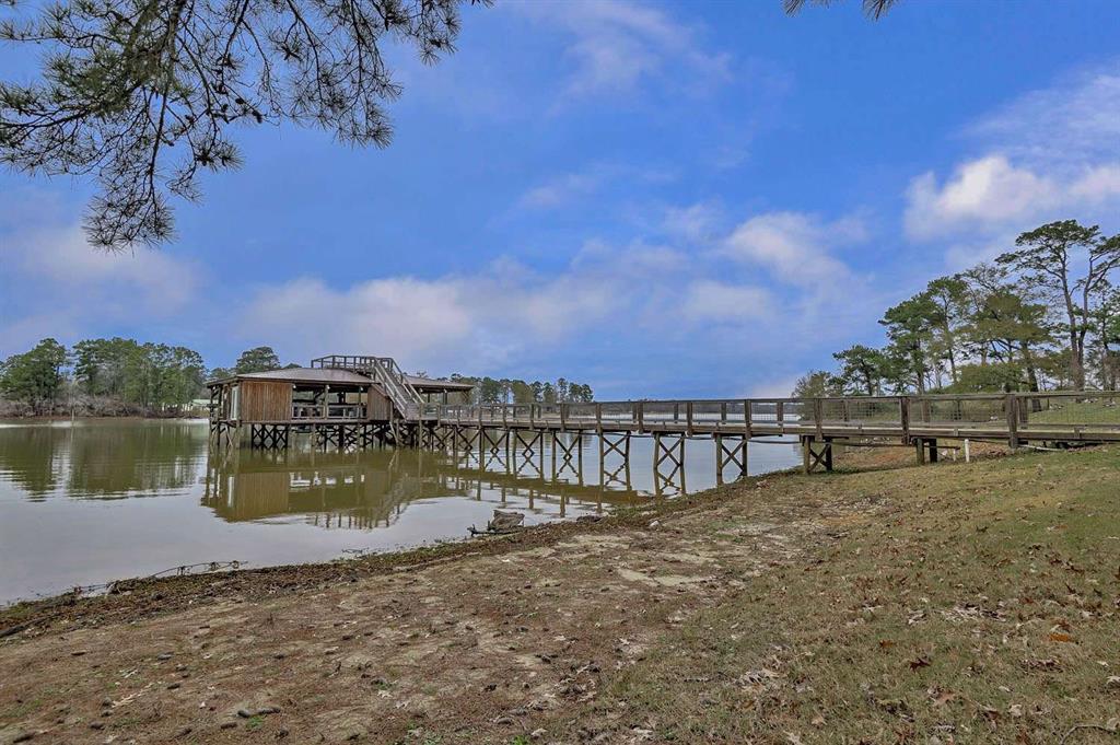 111 Cypress Bay Drive Property Photo 5