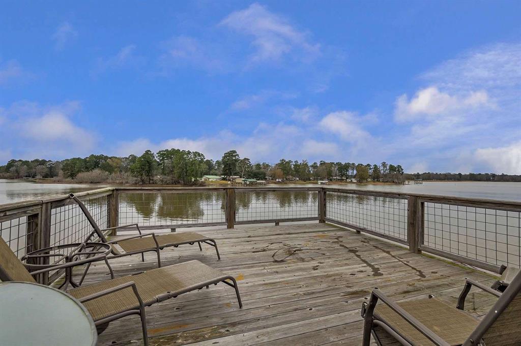 111 Cypress Bay Drive Property Photo 13