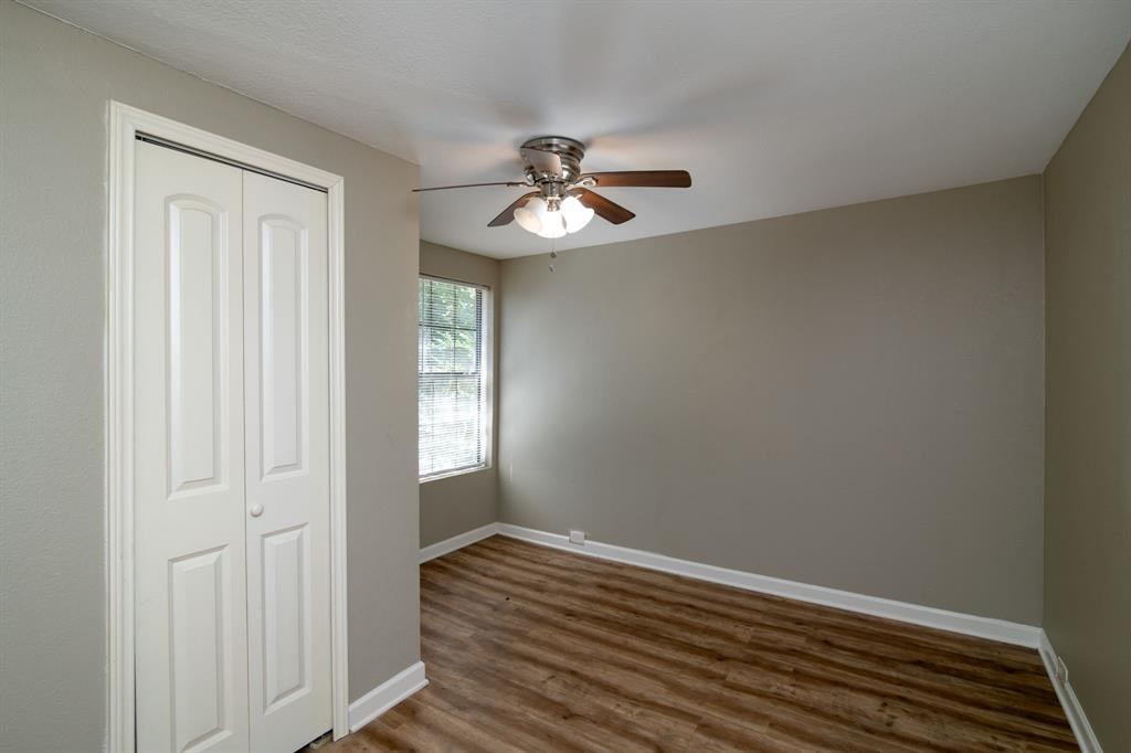 207 Hackberry Street Property Photo 11
