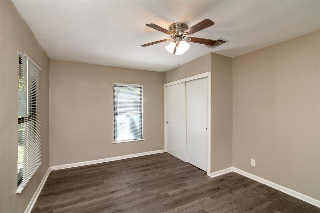 207 Hackberry Street Property Photo 15