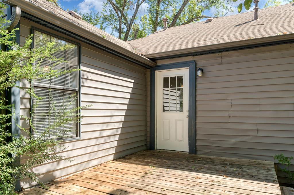 207 Hackberry Street Property Photo 18