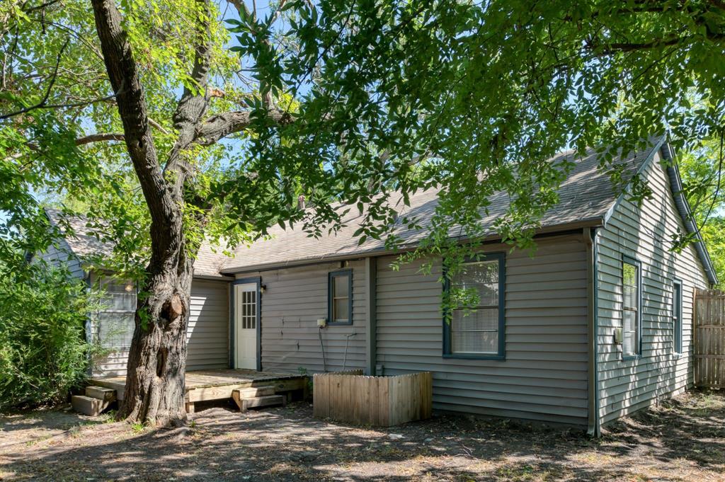207 Hackberry Street Property Photo 20