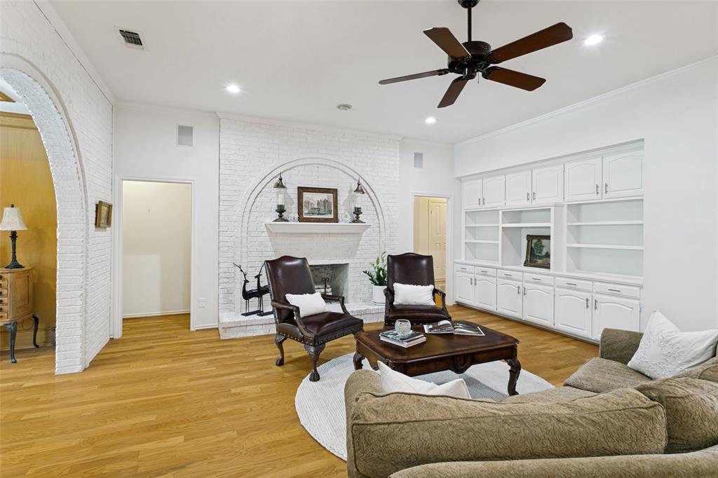 6721 Cool Meadow Drive Property Photo 11