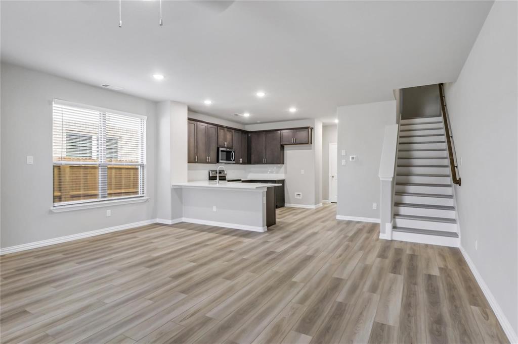 6717 Glimfeather Drive Property Photo 3