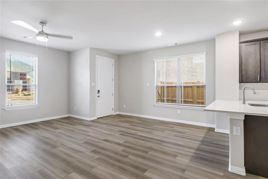 6717 Glimfeather Drive Property Photo 11